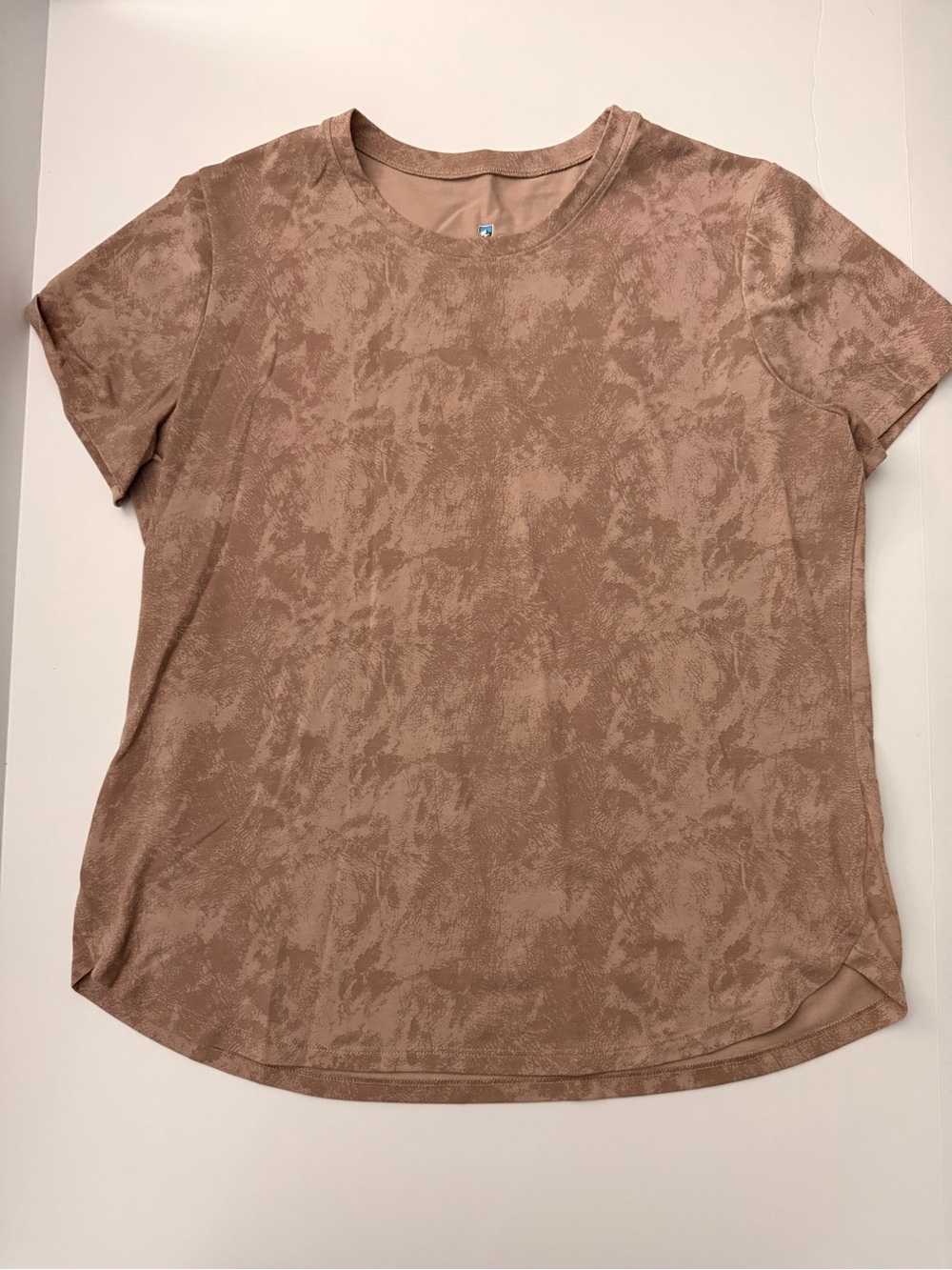Women’s Short Sleeve Crewneck Top Kuhl large